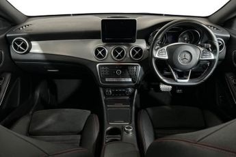 MERCEDES-BENZ CLA 2.1 CLA 220 D AMG LINE 4d 174 BHP Reverse Camera, Parking Pilot,