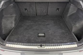 AUDI Q3 1.5 TFSI S LINE BLACK EDITION MHEV 5d 148 BHP
