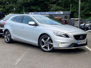 Volvo V40 1.6 D2 R-DESIGN LUX NAV 5d 113 BHP