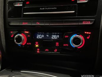 AUDI A4 AVANT 4.2 RS4 AVANT FSI QUATTRO 5d 444 BHP