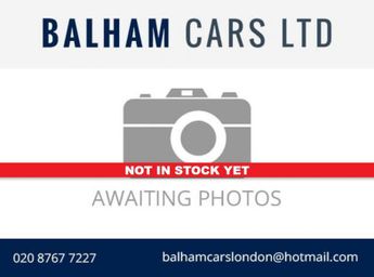 Ford Focus AUTOMATIC 1.6 TITANIUM 5d 124 BHP