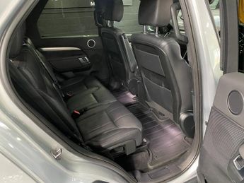 LAND ROVER DISCOVERY 5 3.0 SD6 LANDMARK 5d 302 BHP AUTO 4X4
