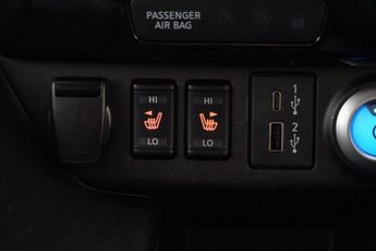 NISSAN LEAF TEKNA 5d 148 BHP