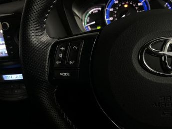 TOYOTA YARIS 1.5 VVT-I DESIGN M-DRIVE S 5d 73 BHP