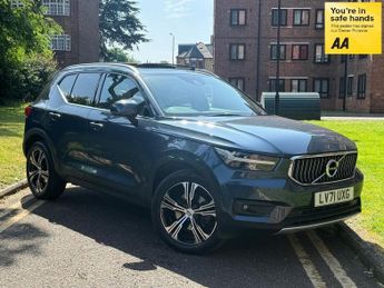 Volvo XC40 2.0 B4 INSCRIPTION PRO AWD MHEV 5d 195 BHP