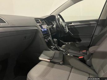 VOLKSWAGEN GOLF 1.0 MATCH TSI DSG 5d 114 BHP