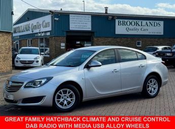 Vauxhall Insignia 1.8 DESIGN 5 DOOR SOVEREIGN SILVER 138 BHP