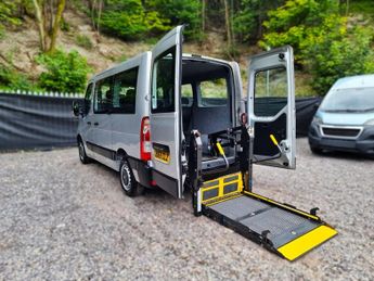 Renault Master 4 Seat Auto Wheelchair Accessible Disabled Access Vehicle