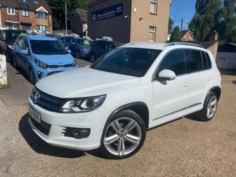 Volkswagen Tiguan 2.0 R LINE TDI BLUEMOTION TECH 4MOTION DSG 5d 175 BHP