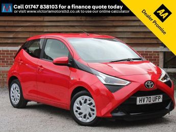 Toyota AYGO 1.0 VVT-I X-PLAY AUTO 5 Dr