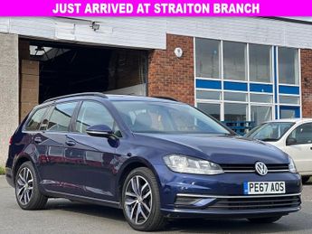 Volkswagen Golf TDi 1.6 SE NAVIGATION TDI BLUEMOTION TECHNOLOGY DSG 5d 114 BHP