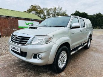 Toyota Hi Lux 3.0 INVINCIBLE 4X4 D-4D DCB 169 BHP