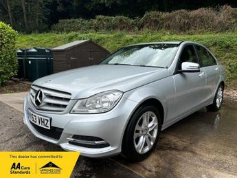 Mercedes C Class 1.6 C180 BLUEEFFICIENCY EXECUTIVE SE 4d 154 BHP