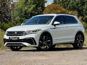 Volkswagen Tiguan 1.5L R-LINE TSI DSG 5d 148 BHP