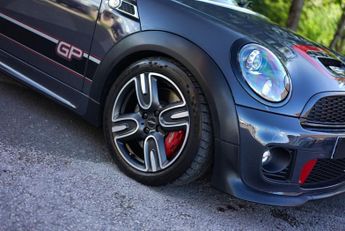 MINI HATCH JOHN COOPER WORKS 1.6 JOHN COOPER WORKS GP 3d 218 BHP