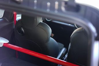 MINI HATCH JOHN COOPER WORKS 1.6 JOHN COOPER WORKS GP 3d 218 BHP