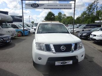 Nissan Navara 2.5 DCI ACENTA 4X4 DCB 188 BHP