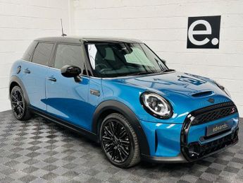 MINI Hatch 2.0 COOPER S EXCLUSIVE 5d 176 BHP