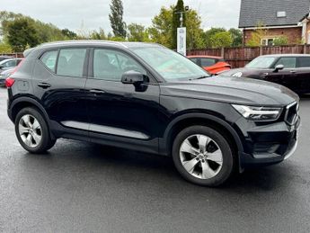 Volvo XC40 2.0 D3 MOMENTUM 150 BHP