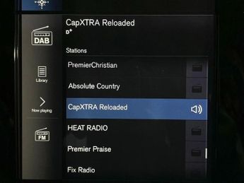 VOLVO XC40 2.0 D3 Momentum SUV 5dr Diesel Auto Euro 6 (s/s) (150 ps)