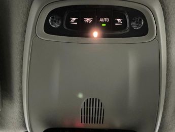 VOLVO XC40 2.0 D3 Momentum SUV 5dr Diesel Auto Euro 6 (s/s) (150 ps)