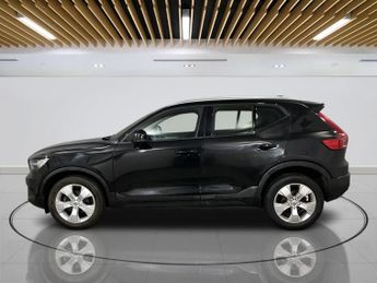 VOLVO XC40 2.0 D3 Momentum SUV 5dr Diesel Auto Euro 6 (s/s) (150 ps)