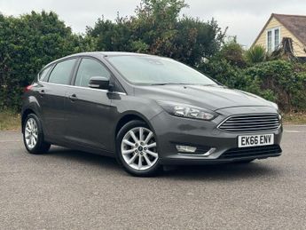 Ford Focus 1.0 TITANIUM 5d 124 BHP