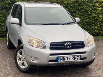 Toyota RAV4 2.2 XT-R D-4D  5d 135 BHP