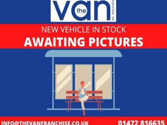 Renault Master 2.3 DCI  LM35 BUSINESS PANEL VAN 135 BHP with air con, electric 