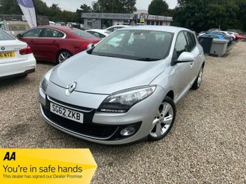 Renault Megane 1.6 DYNAMIQUE TOMTOM VVT 5d 110 BHP