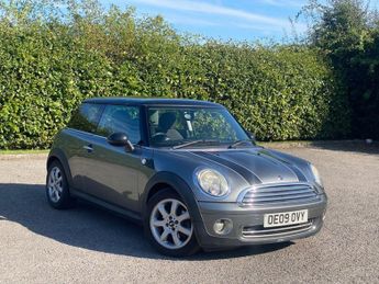 MINI Hatch 1.6 COOPER GRAPHITE 3d 118 BHP