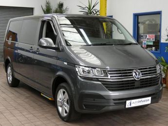 Volkswagen Transporter 2.0 SHUTTLE SE TDI 5d 148 BHP