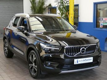 Volvo XC40 2.0 B4 INSCRIPTION PRO MHEV 5d 195 BHP