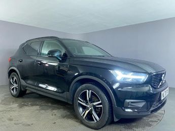 Volvo XC40 1.5 T3 R-DESIGN 5d 161 BHP