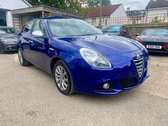 Alfa Romeo Giulietta 1.4L TB MULTIAIR DISTINCTIVE 5d 170 BHP