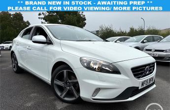 Volvo V40 1.6 D2 R-DESIGN 5d 113 BHP