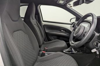TOYOTA AYGO X 1.0 VVT-I EDGE 5d 71 BHP