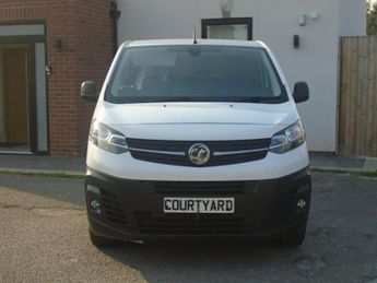 Vauxhall Vivaro 1.5 L2H1 2900 DYNAMIC S/S 0d 101 BHP