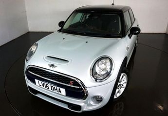 MINI Hatch 2.0 COOPER SD 5d 168 BHP-2 OWNER CAR-FINISHED IN WHITE SILVER ME