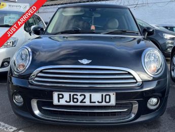 MINI Hatch AUTOMATIC 1.6 COOPER 3d 122 BHP