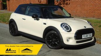 MINI Hatch 1.5 COOPER CLASSIC 3d 134 BHP