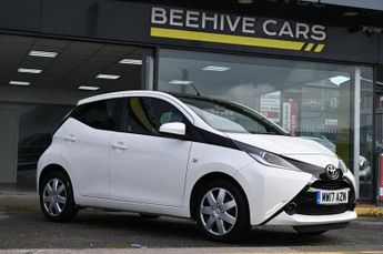 Toyota AYGO 1.0 VVT-I X-PLAY 5d 69 BHP