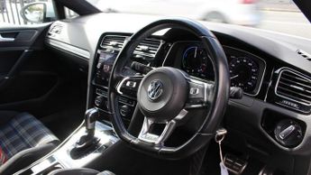 VOLKSWAGEN GOLF 1.4 GTE DSG 5d 202 BHP