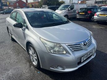 Toyota Avensis 2.2 T4 D-4D  4d 148 BHP