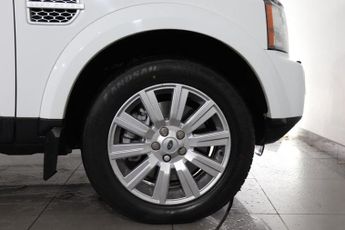 LAND ROVER DISCOVERY 3.0 4 SDV6 XS 5d AUTO 255 BHP