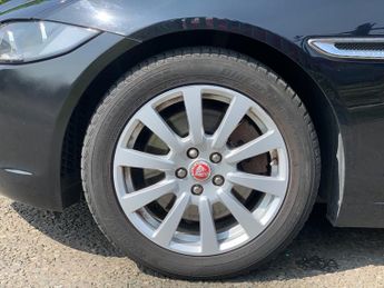 JAGUAR XE 2.0 GTDI SE 4d 197 BHP