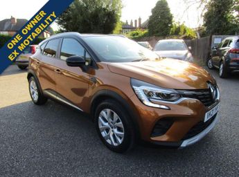 Renault Captur 1.3 ICONIC TCE EDC 5d 139 BHP