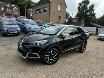 Renault Captur 1.2 TCe ENERGY Signature Nav SUV 5dr Petrol Manual Euro 6 (s/s) 