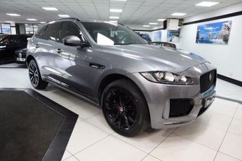 Jaguar F-Pace 2.0 CHEQUERED FLAG AWD 5d 180 BHP