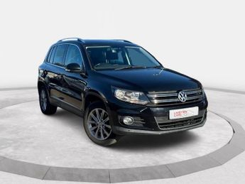 Volkswagen Tiguan 2.0 TDI BlueMotion Tech SE SUV 5dr Diesel DSG 4WD Euro 5 (s/s) (